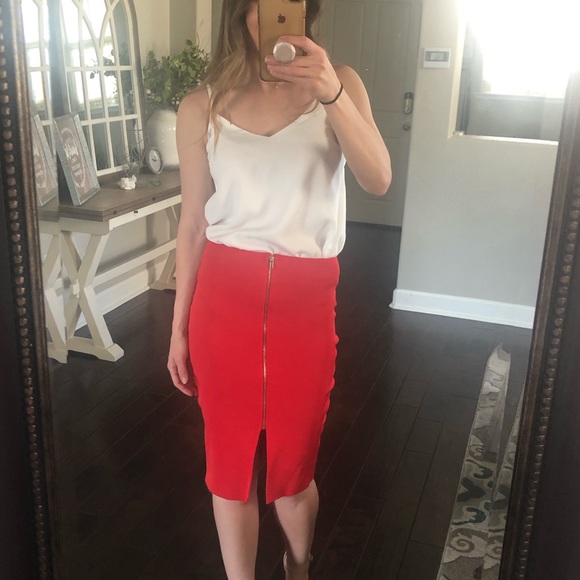 WOW couture Dresses & Skirts - Wow Couture red high rise stretchy zip front skirt
